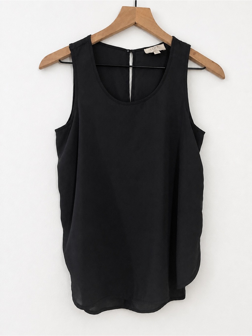 LOFT Black Sheer Sleeveless Blouse – Petite